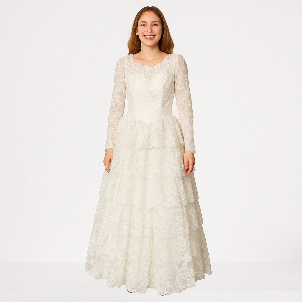 ALFRED‎ ANGELO VTG Cupcake Ruffle Lace Wedding Gown Long Sleeve Sweetheart